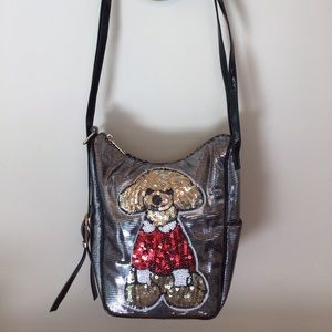 🐶 🐩 Dog Lover purse !  roomy & very light.